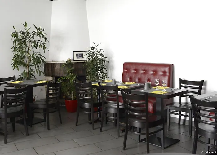 オテル ブラッスリー デュ パルク 2*